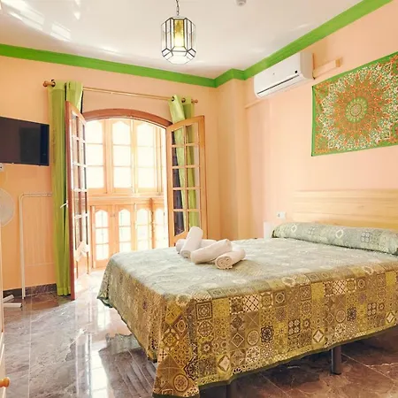 Charming Hostel Nerja