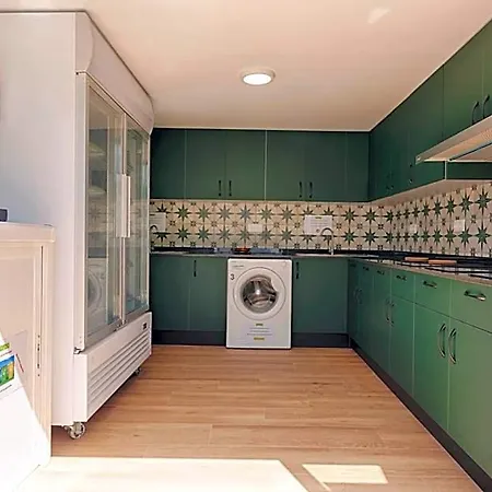 Charming Hostel *