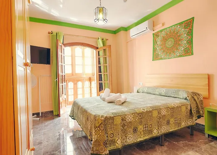 Charming Hostel Nerja